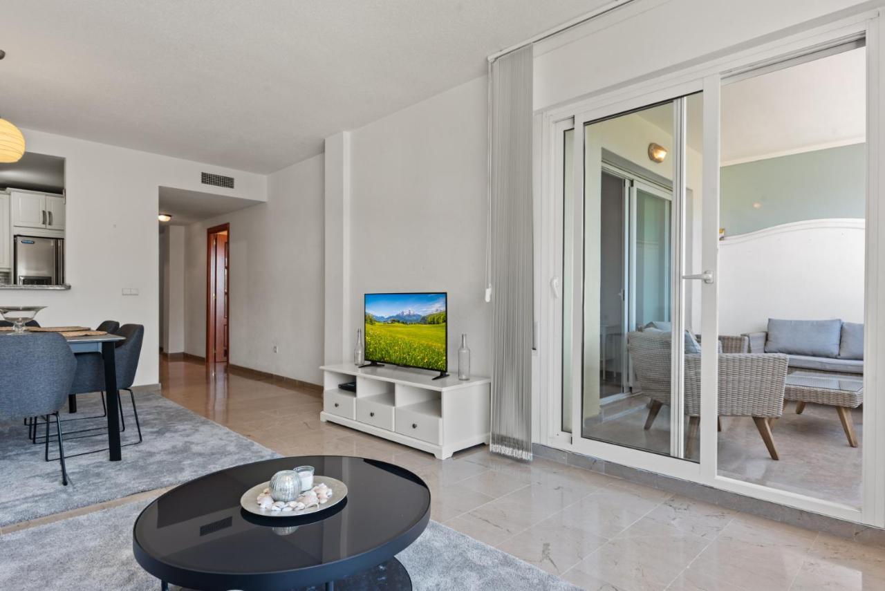 Marysol Beachclose Apartment With Pool By Costarentals - Ref 200 Benalmádena Eksteriør bilde
